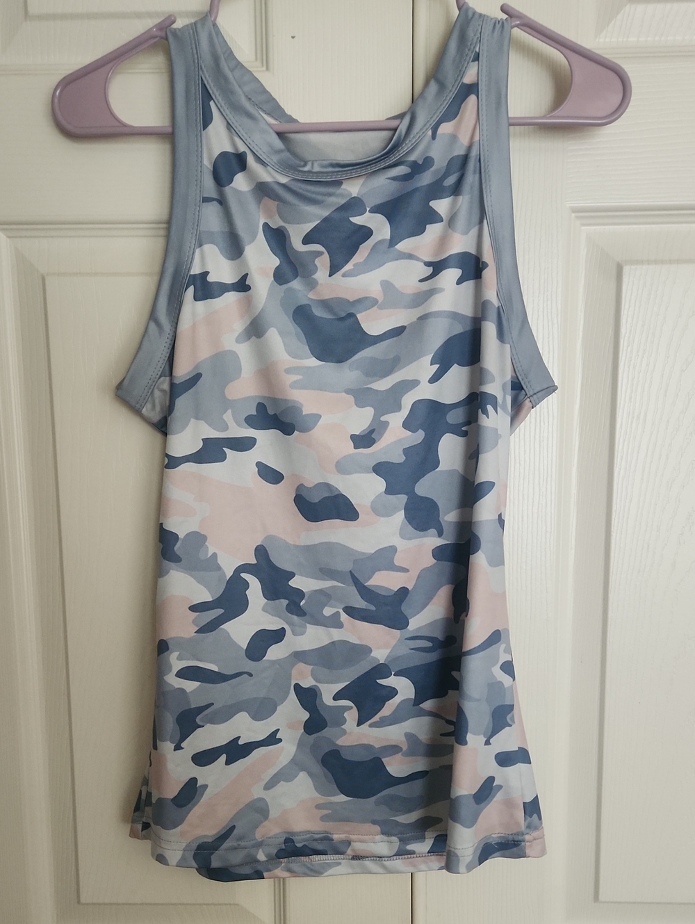 Women's Blue & Light Pink Camo Tank Top